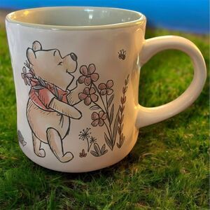 Disney Winnie the Pooh & Piglet Floral Ceramic Mug 16oz Adorable Fun Design New